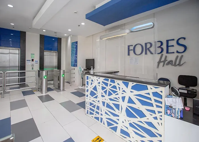 Oyo 699 Forbes Hall Hotel 2*